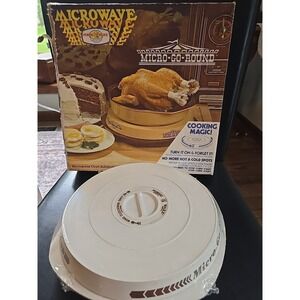 Vtg NOS Nordic Ware Micro-Go-Round Microwave Turntable Tested USA Almond Color